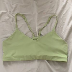 Girlfriend collective v neck brqlette